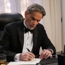 Humberto Zurita en la temporada 1 y el capítulo 01 de 'Velvet. El Nuevo Imperio'