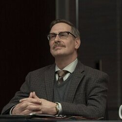 Scott Thompson en el 1x02 de 'FUBAR'