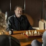 Arnold Schwarzenegger en 1x03 'El señuelo' de 'Fubar'