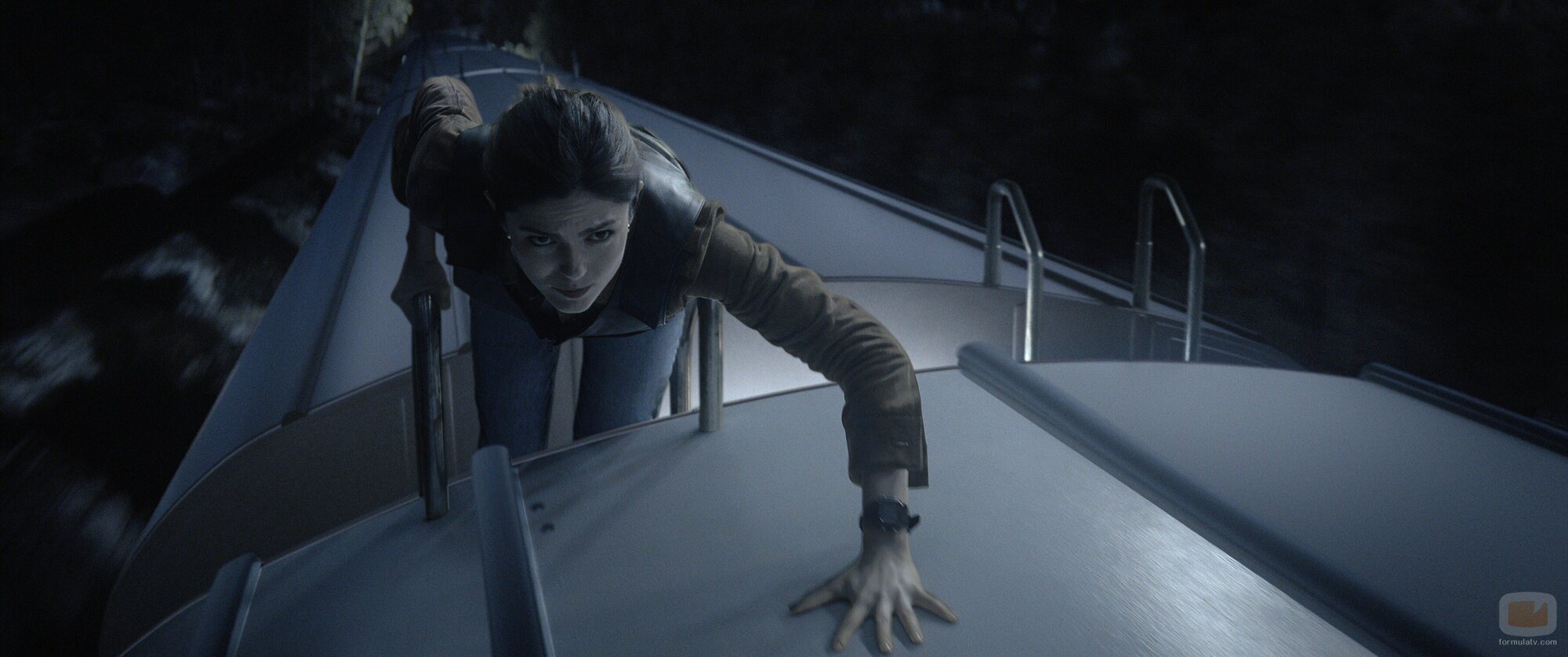 Monica Barbaro en la temporada 1 y el capítulo 03 de 'Fubar'