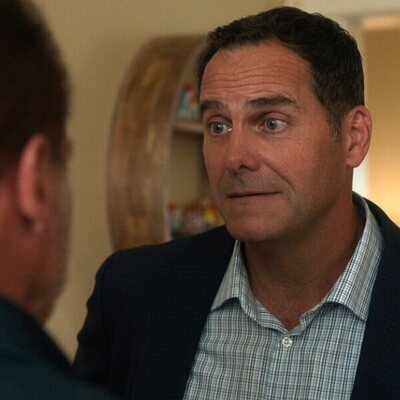 Andy Buckley en el 1x04 de 'FUBAR'