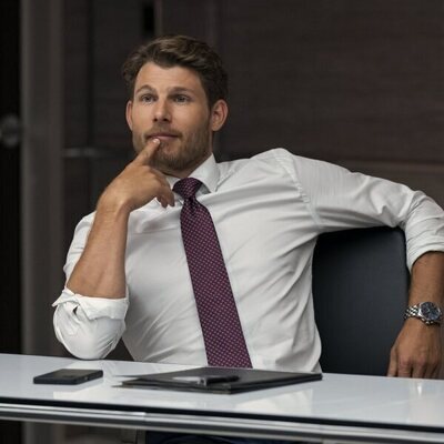 Travis Van Winkle en 'Oro líquido' de 'Fubar'