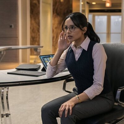 Aparna Brielle en 1x08 'Punto y se acabó' de 'Fubar'