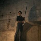 Monica Barbaro en 'Punto y se acabó' de 'FUBAR'