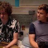 Dylan Llewellyn y Jon Pointing en 'Hola tú' de 'Big Boys'