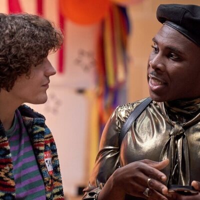 Dylan Llewellyn y Olisa Odele en el 1x02 de 'Big Boys'