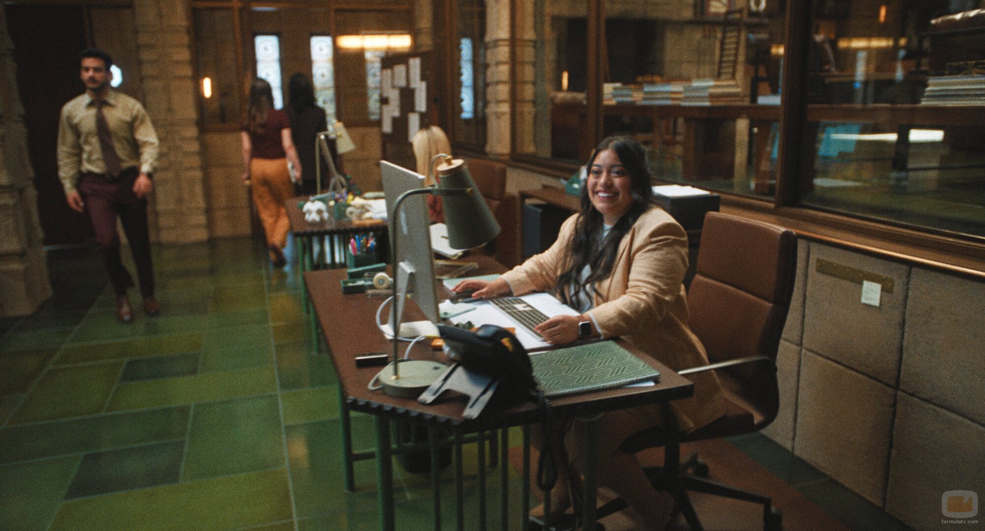 Keyla Monterroso Mejia en el 1x05 de 'The Studio'