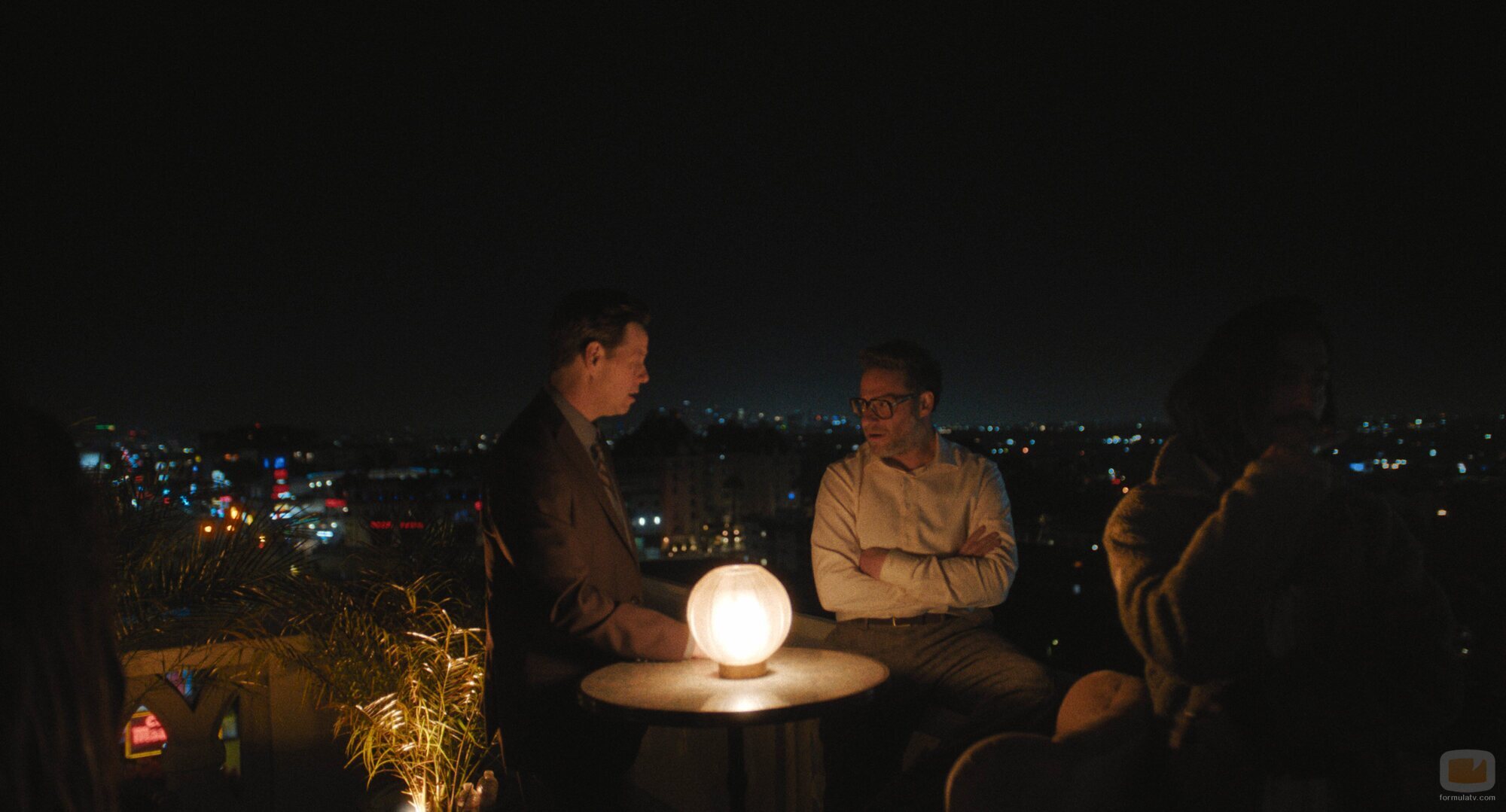 Ike Barinholtz y Seth Rogen en Capítulo 4 titulado 'La cinta perdida' de 'The Studio'