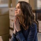 Maia Mitchell en 3x13 titulado 'Surge un metamor' de 'Good Trouble'