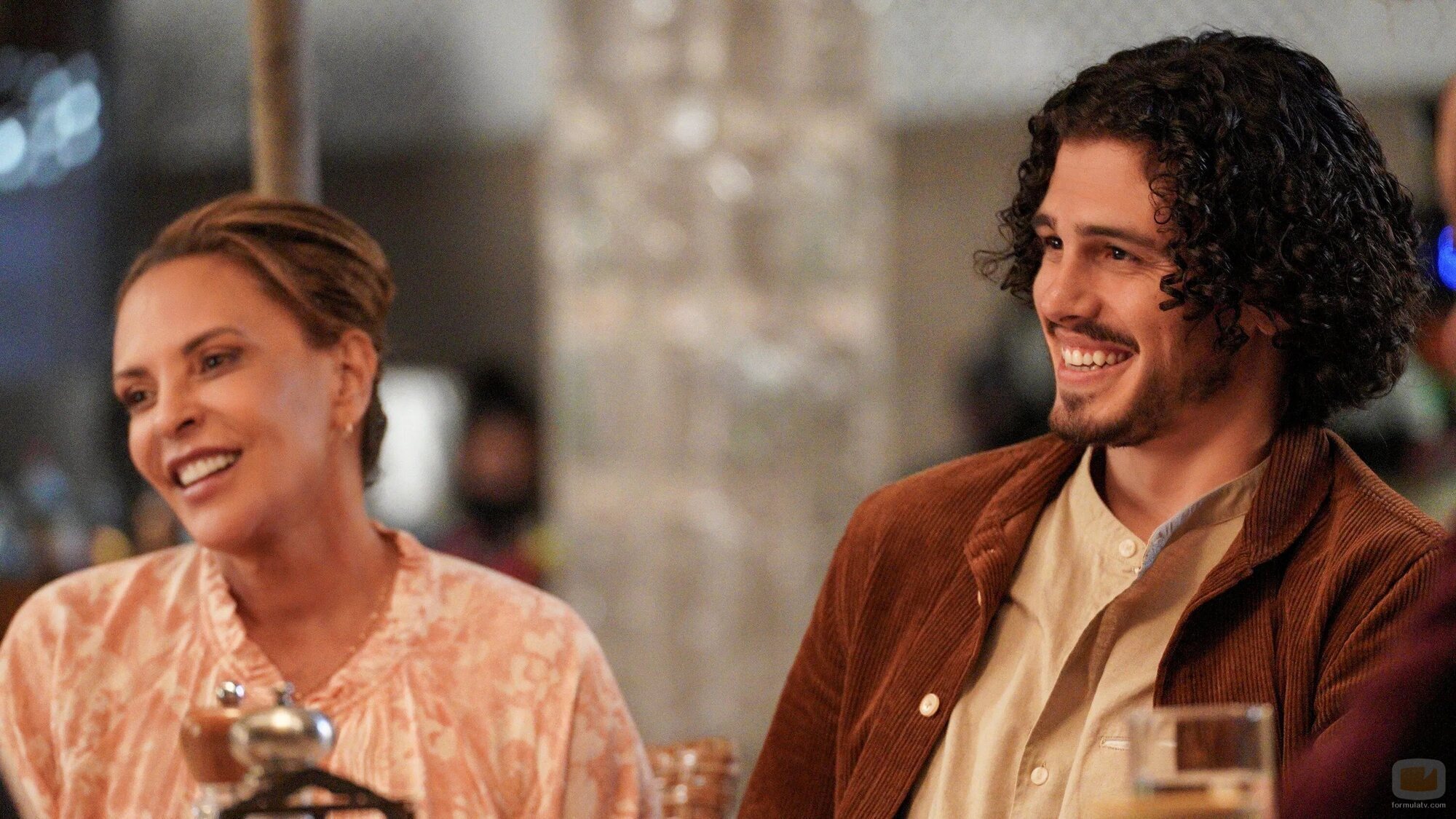 Tommy Martinez en 3x17 'Anticipación' de 'Good Trouble'