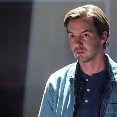 Erik Stocklin en 'Argumentos finales' de 'Good Trouble'