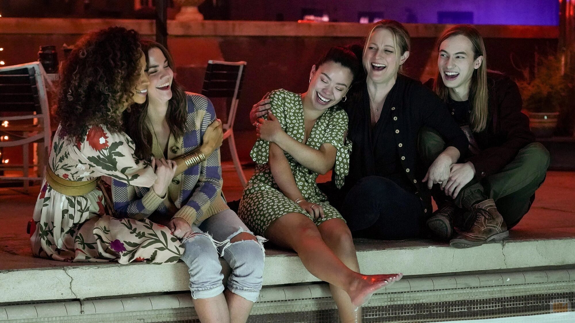 Capítulo 2 titulado 'Bésame y sonríe para mí' de 'Good Trouble'