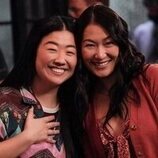 Sherry Cola y Kara Wang en 4x02 titulado 'Bésame y sonríe para mí' de 'Good Trouble'