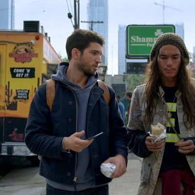 Booboo Stewart y Bryan Craig en 'Conoce al nuevo jefe' de 'Good Trouble'
