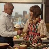 Nicole Ari Parker y Chris Jackson en el 3x01 de 'And Just Like That...'