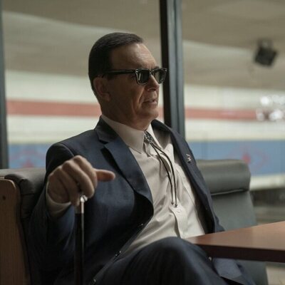 Patrick Warburton en 'Mentes sospechosas' de 'Duster'