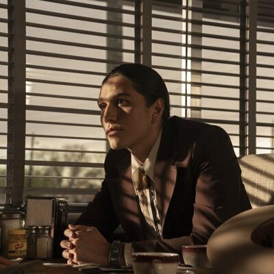 Asivak Koostachin en el 1x02 de 'Duster'