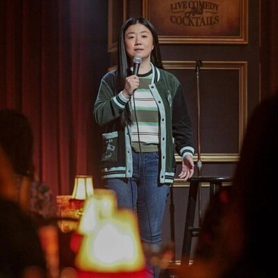Sherry Cola en 4x09 'Esa soy yo en el centro de atención' de 'Good Trouble'