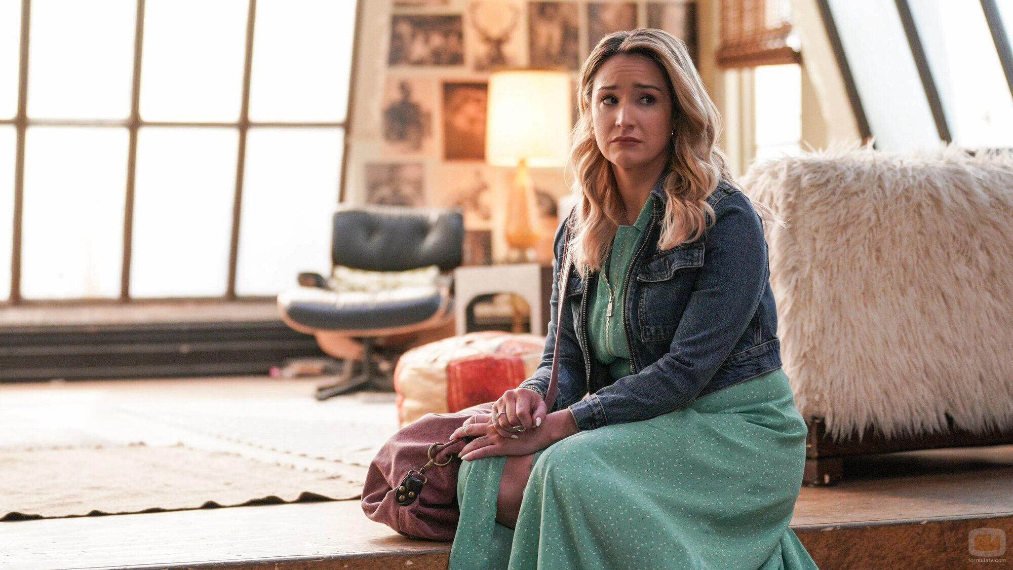 Emma Hunton en Capítulo 16 titulado 'Mi mamá me dijo' de 'Good Trouble'