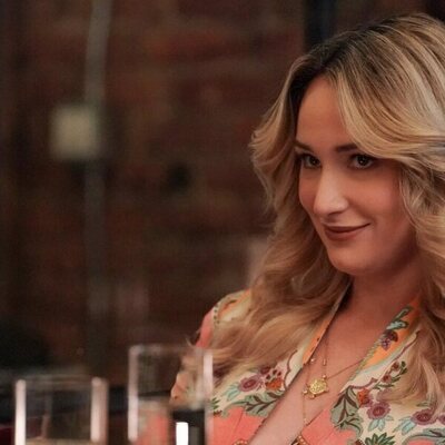 Emma Hunton en el 4x17 de 'Good Trouble'