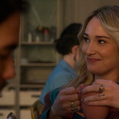 Emma Hunton en el 5x01 de 'Good Trouble'
