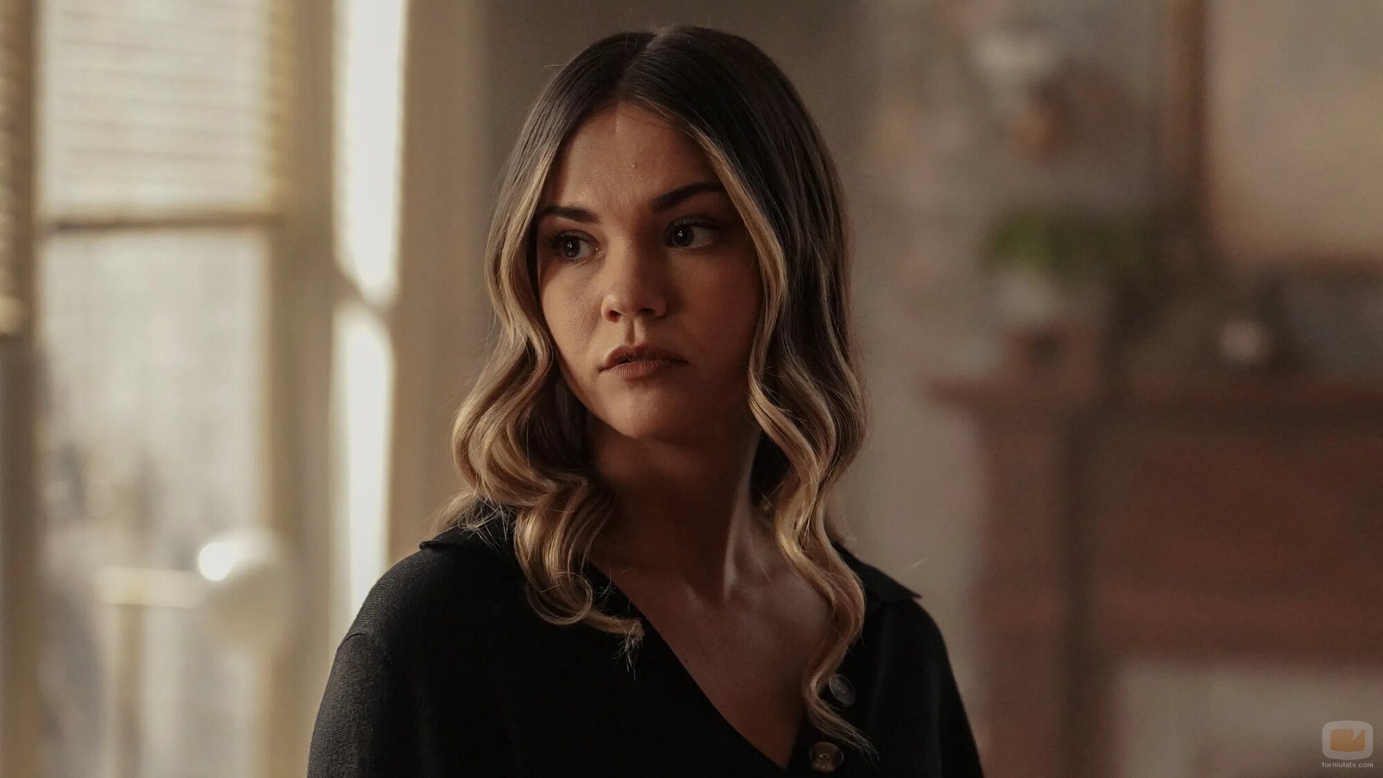 Maia Mitchell en el 5x01 de 'Good Trouble'