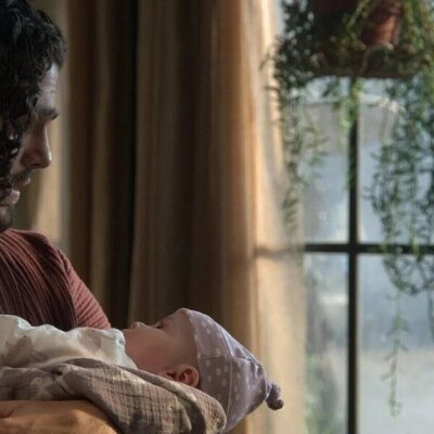 Still de Tommy Martinez en 'No fue tu culpa sino la mía' de 'Good Trouble'