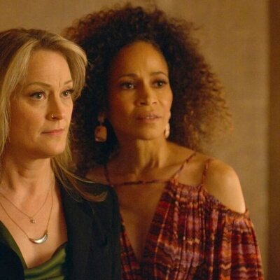 Sherri Saum y Teri Polo en Capítulo 17 titulado 'No siempre consigues lo que quieres' de 'Good Trouble'