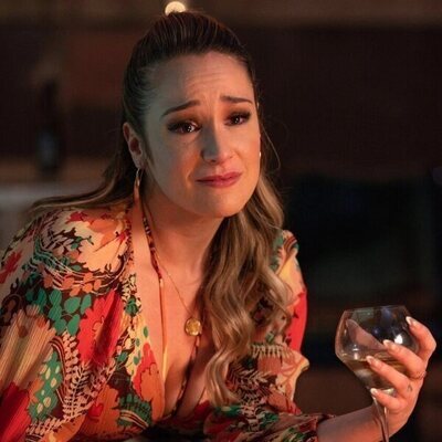 Emma Hunton en 5x20 titulado '¿Y ahora qué?' de 'Good Trouble'