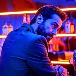 Hamid Krim en 1x04 'Bala perdida' de 'Eva & Nicole'