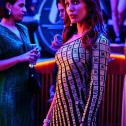 Foto de Hiba Abouk en el 1x04 de 'Eva & Nicole'