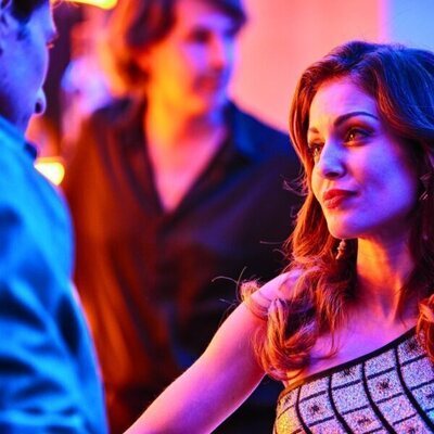 Escena de Hiba Abouk en el 1x04 de 'Eva & Nicole'