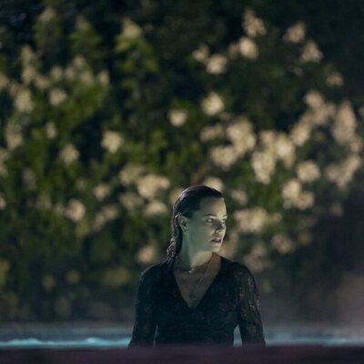 Elizabeth Banks en la temporada 1 y el capítulo 04 de 'La mejor hermana'