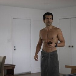 Gabriel Sloyer en Capítulo 7 titulado 'Salir a la luz' de 'La mejor hermana'