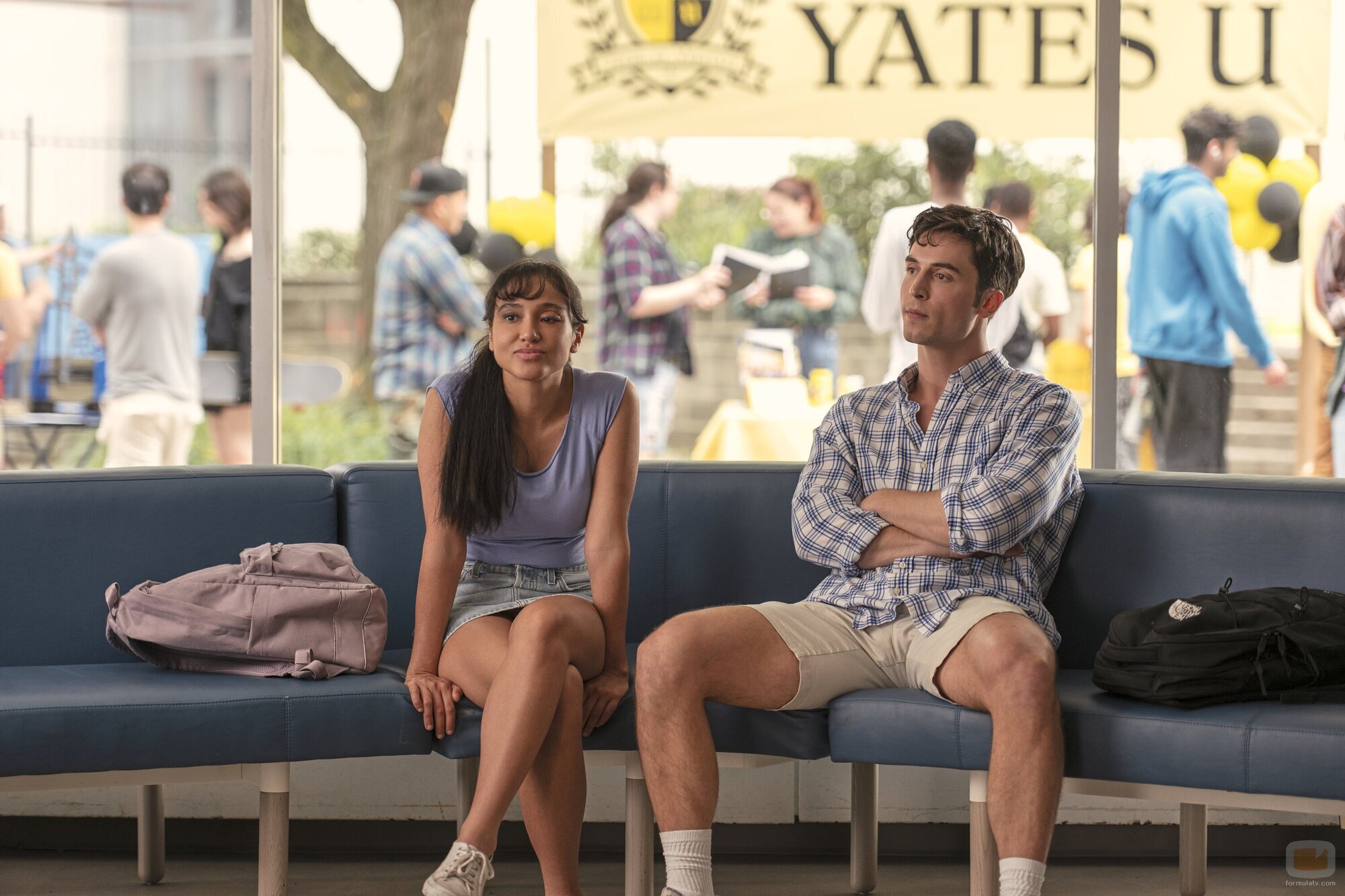 Wally Baram y Benito Skinner en el 1x02 de 'Impostura'