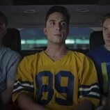 Benito Skinner en Capítulo 3 titulado 'Negro y amarillo' de 'Impostura'