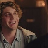 Lukas Gage en 'Bienvenidos al desfile negro' de 'Overcompensating'