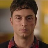 Benito Skinner en el 1x07 de 'Impostura'