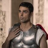 Rish Shah en Capítulo 8 titulado 'Destronado' de 'Impostura'