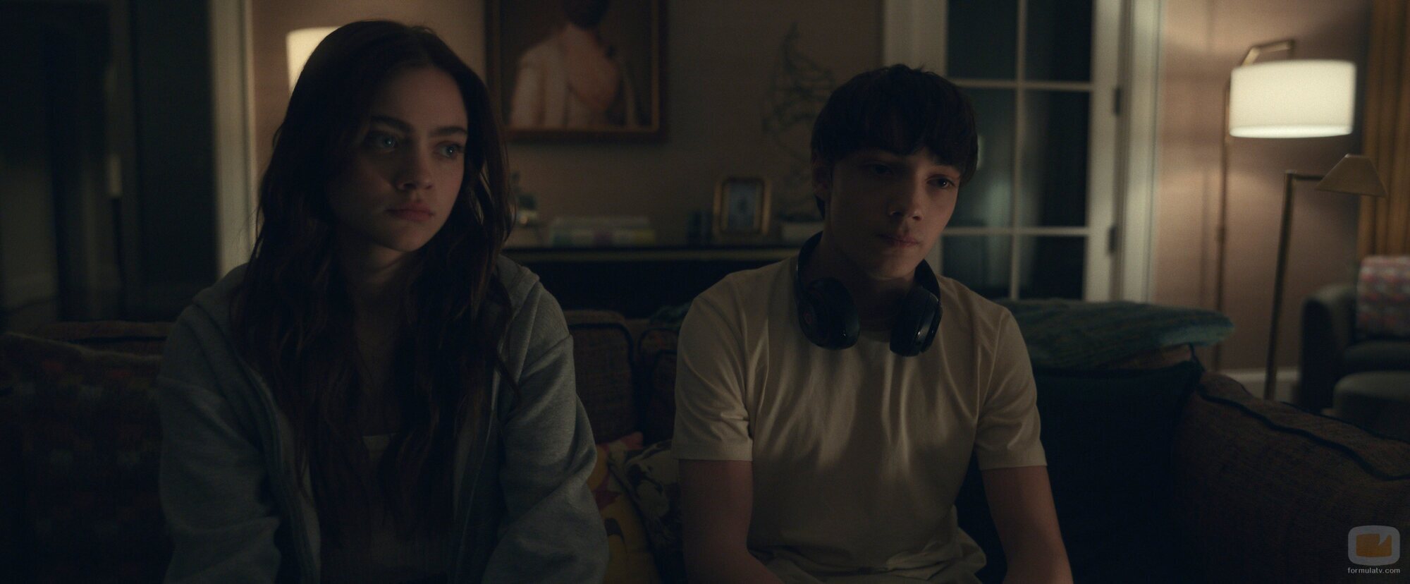 Donovan Colan y Isabel Gravitt en 'La primera cosa sincera' de 'Your Friends and Neighbors'