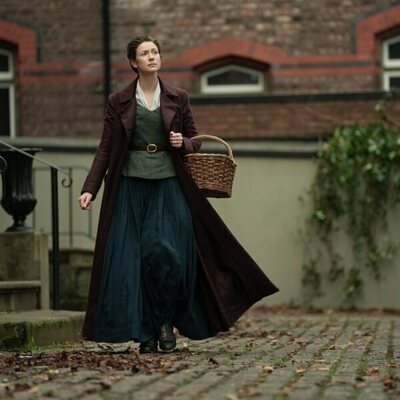 Caitriona Balfe en la temporada 7 y el capítulo 10 de 'Outlander'