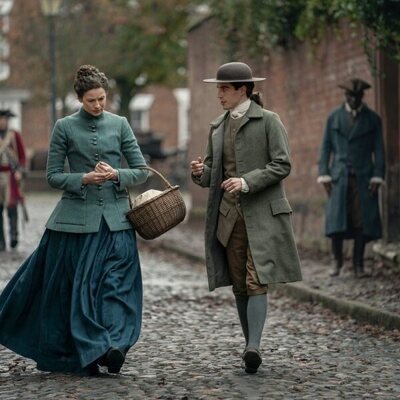 Still de Caitriona Balfe en la temporada 7 y el capítulo 10 de 'Outlander'