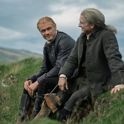Sam Heughan en 7x10 'Amor fraternal' de 'Outlander'