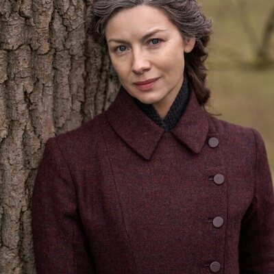 Caitriona Balfe en 'El aire matinal está repleto de ángeles' de 'Outlander'