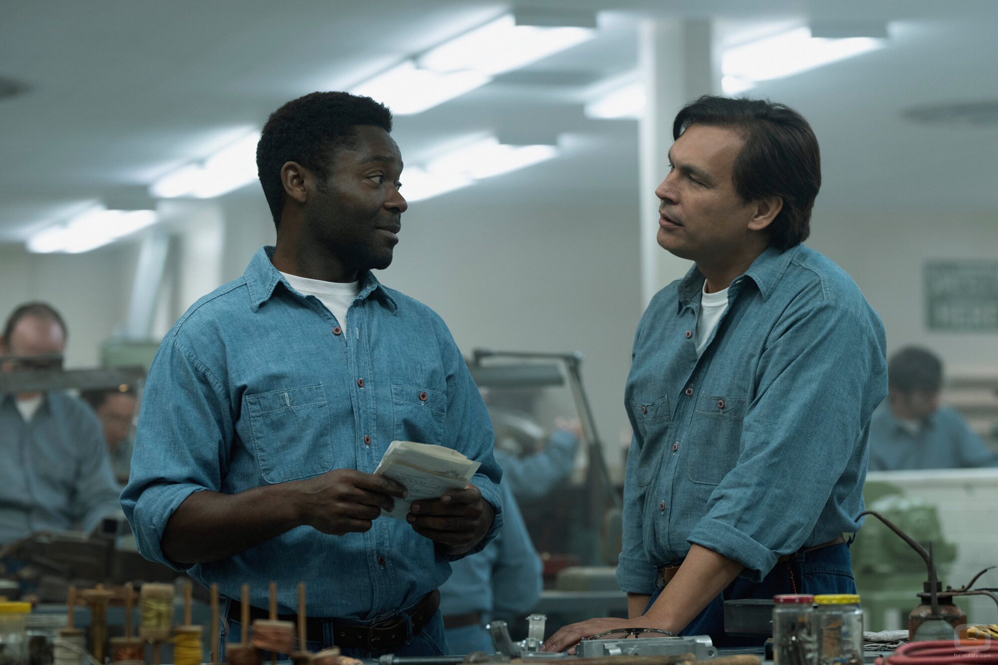 David Oyelowo y Adam Beach en 'El evangelio de Kenny Sharp' de 'Government Cheese'