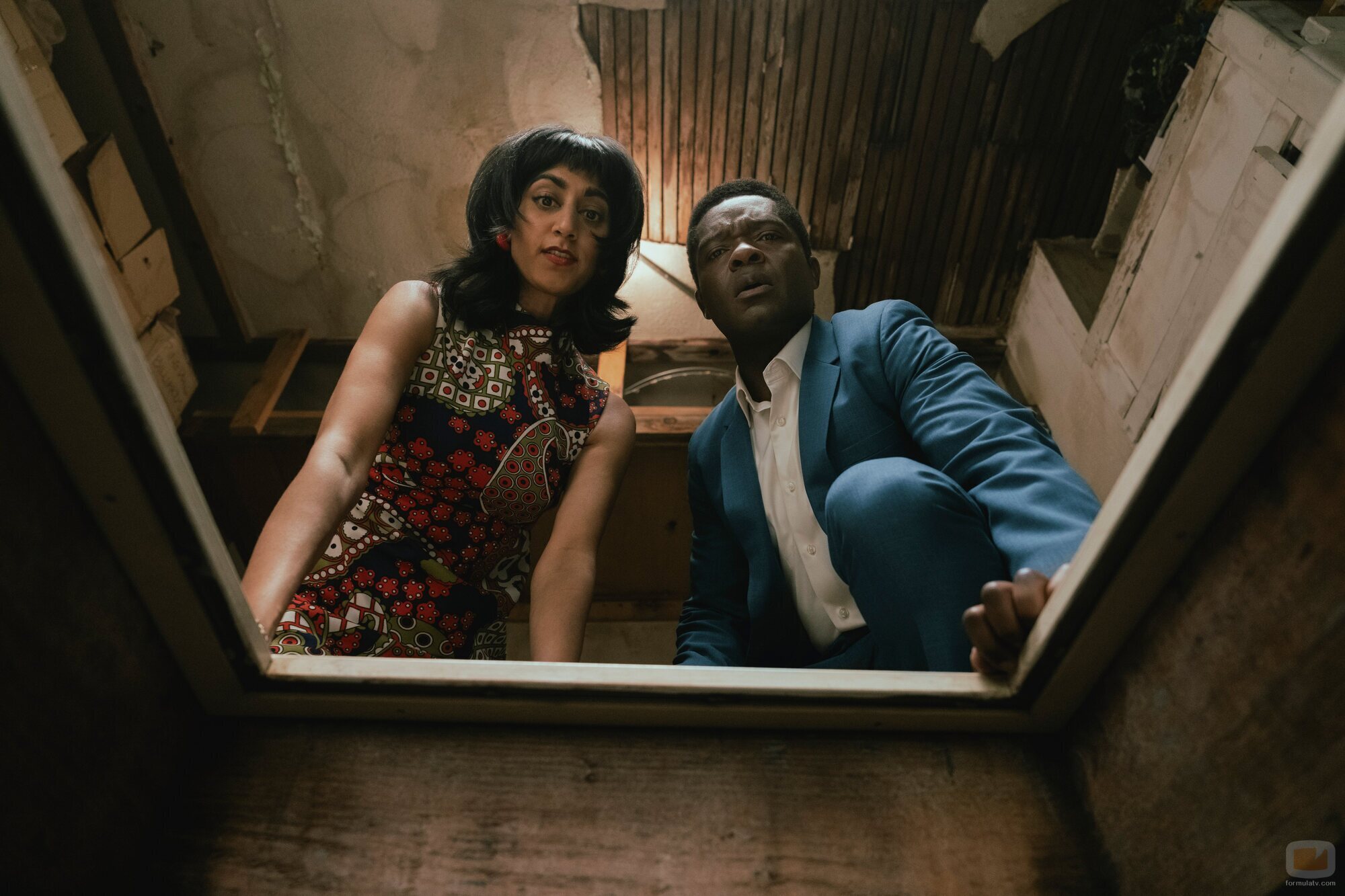 David Oyelowo y Sunita Mani en 1x03 'Dos puertas' de 'Government Cheese'
