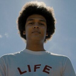 Capítulo 4 titulado 'Un largo camino a casa' de 'Government Cheese'