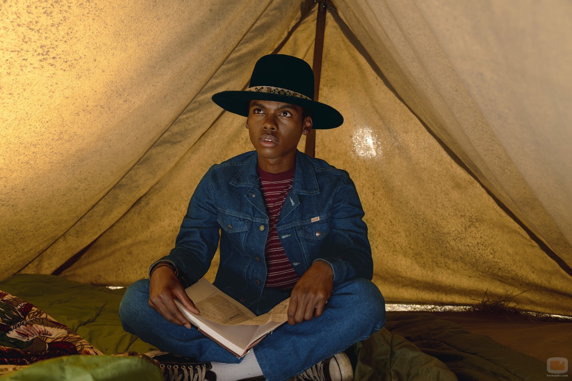 Jahi Di'Allo Winston en Capítulo 5 titulado 'Realidades, figuras y fallas paternas' de 'Government Cheese'