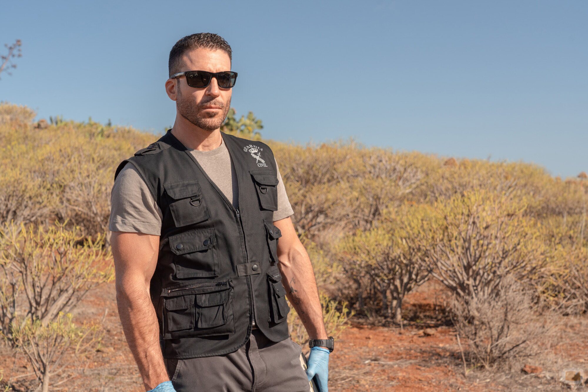 Miguel Ángel Silvestre en el 1x02 de 'Weiss & Morales'