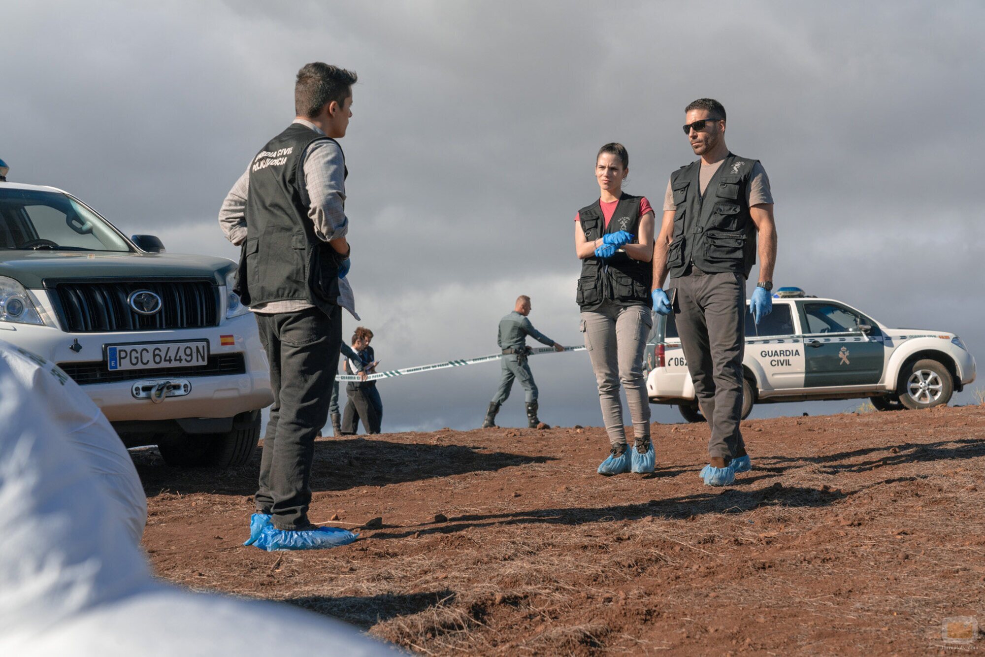 Miguel Ángel Silvestre y Katia Fellin en 'La confianza' de 'Weiss & Morales'